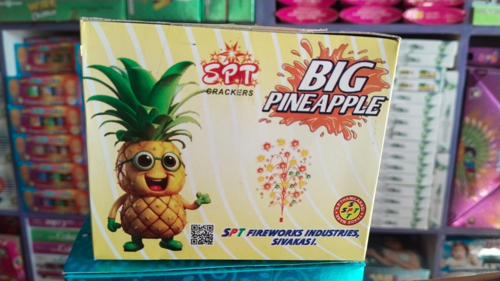 Big Pineapple