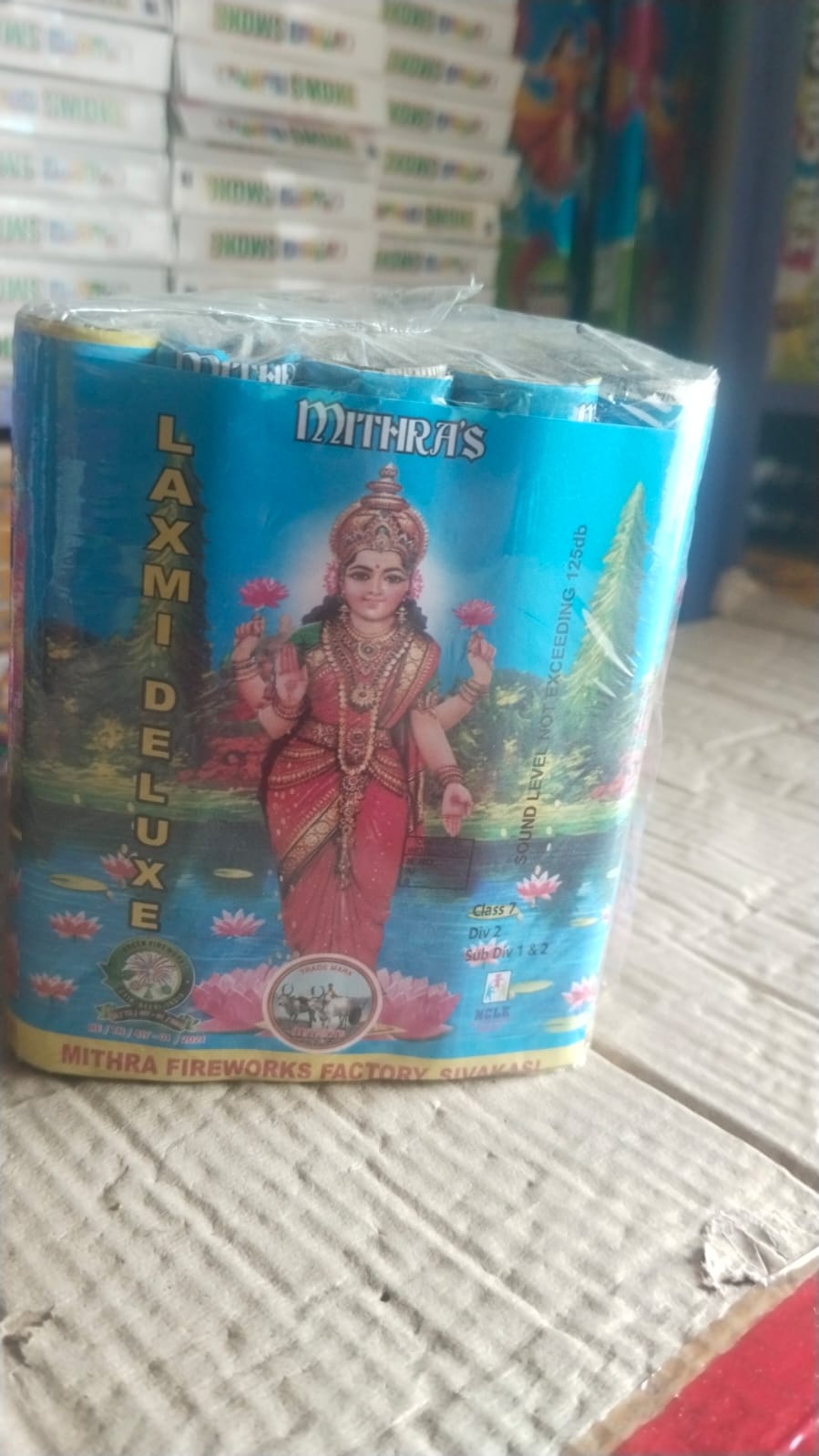 5' Deluxe Lakshmi