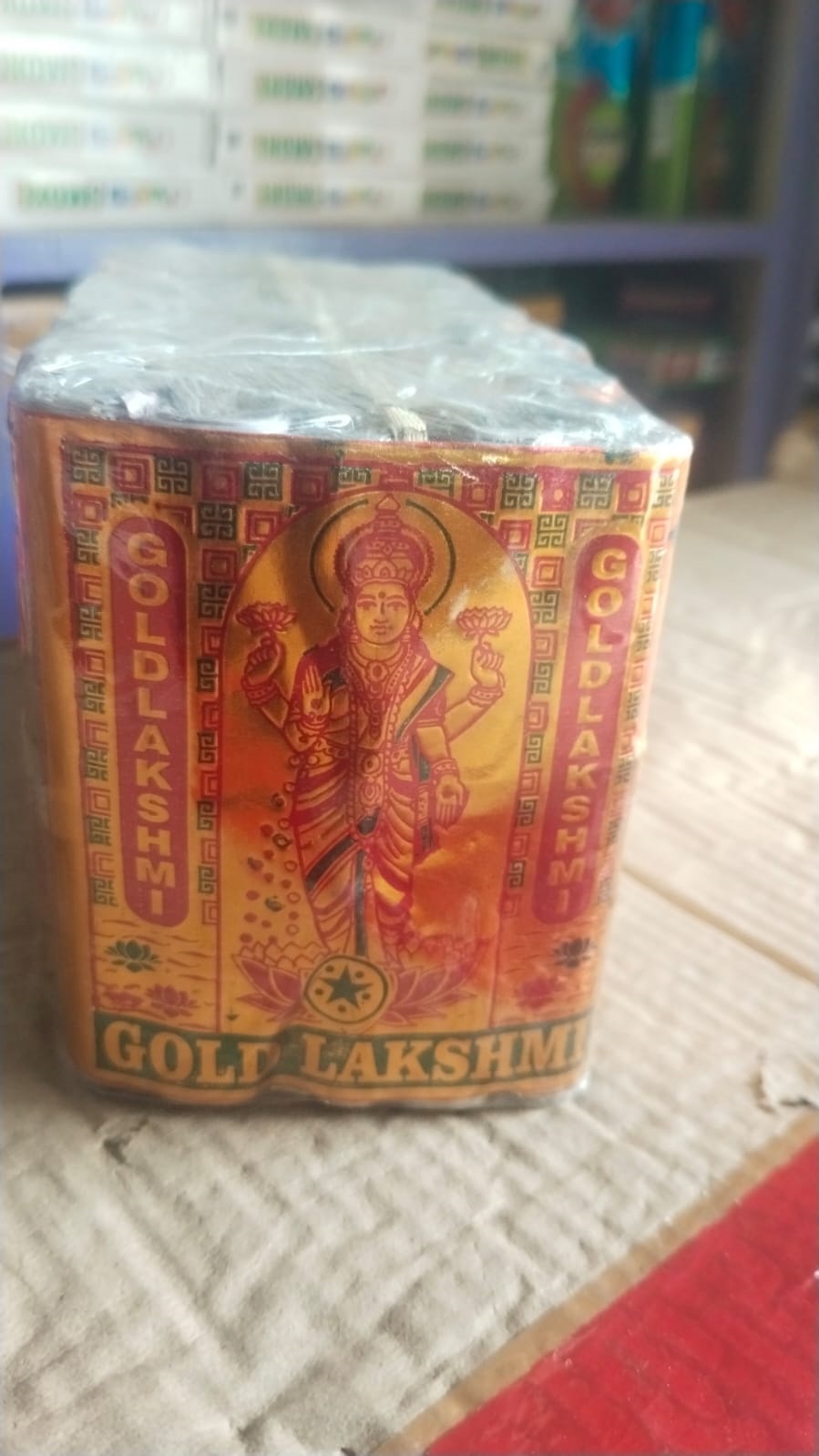 4' Delux Gold Lakshmi